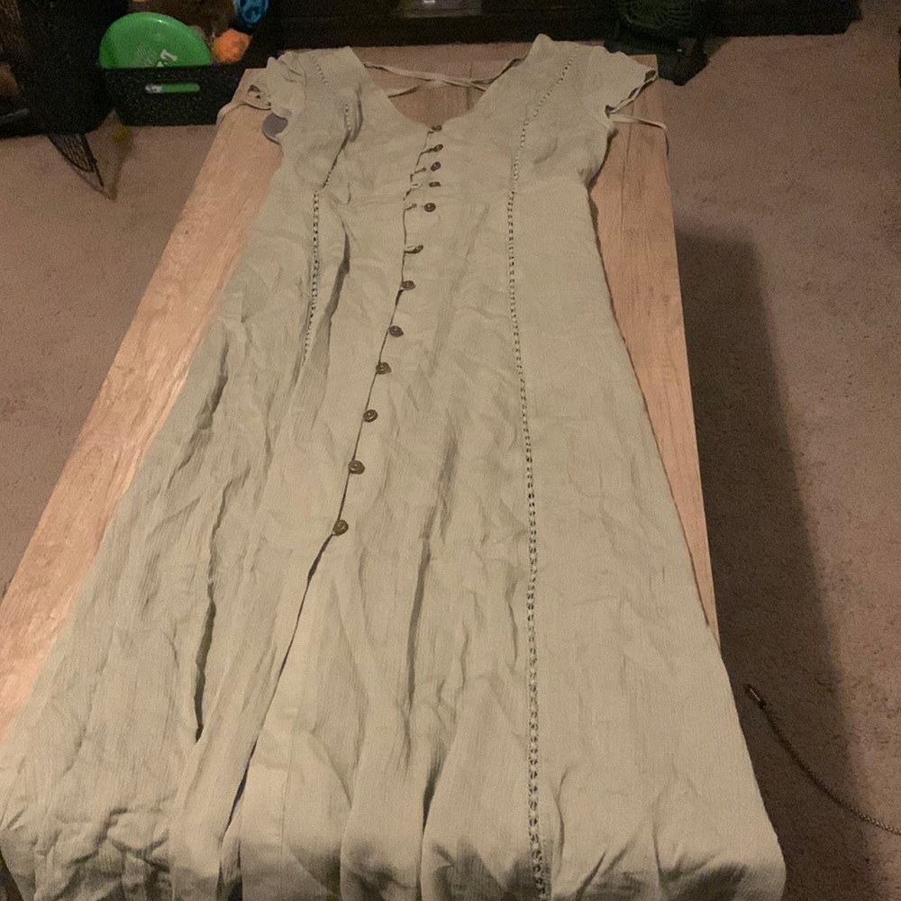 Green button up dress